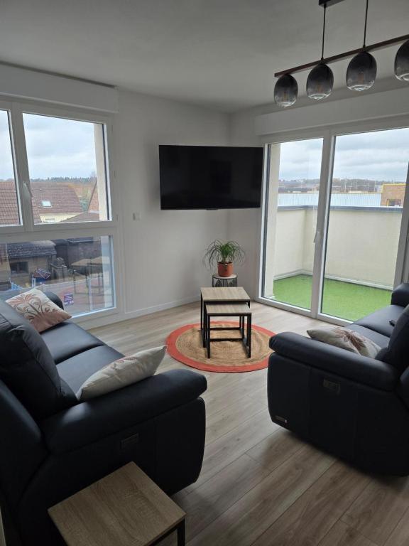 Appartement Cosy Pres De Sceneo Et Auchan Au Dessus Du Fleuriste Bellafleur Longuenesse Zewnętrze zdjęcie